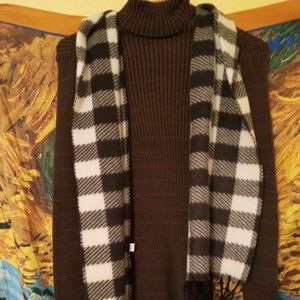 Brown / gold striped turtleneck